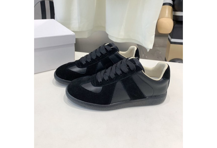 Maison M0rgiela Trainer (GATs)