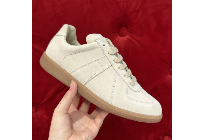 Maison M0rgiela Trainer (GATs)