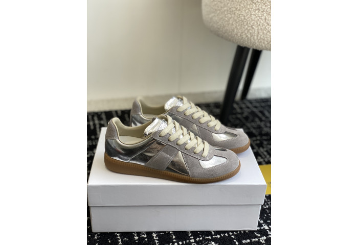 Maison M0rgiela Trainer (GATs)