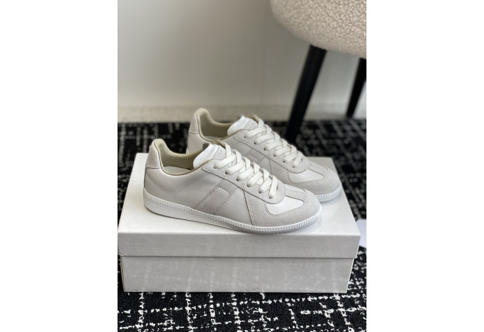Maison M0rgiela Trainer (GATs)
