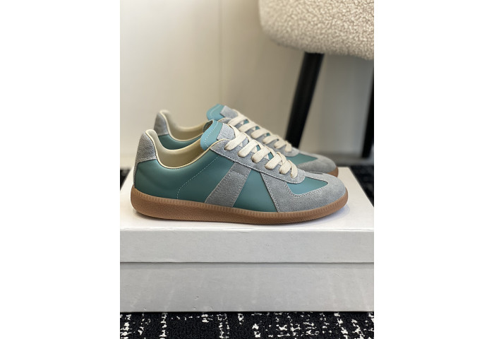 Maison M0rgiela Trainer (GATs)