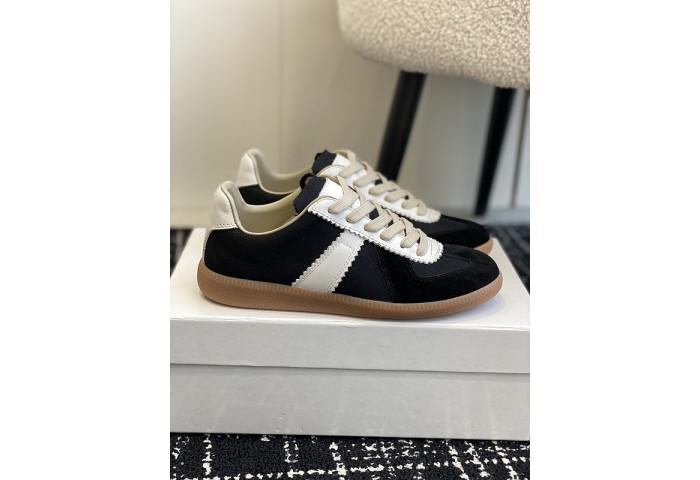 Maison M0rgiela Trainer (GATs)