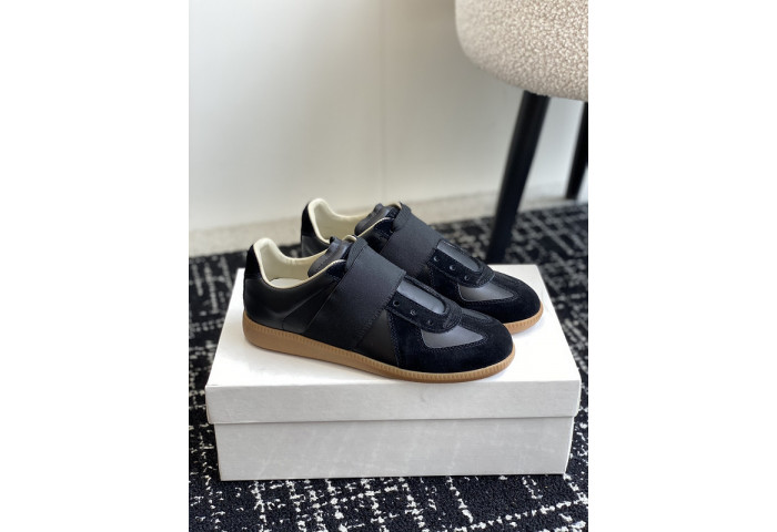 Maison M0rgiela Trainer (GATs)