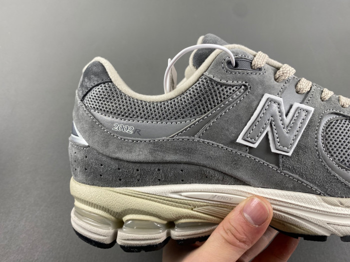 New Balance 2002R Shadow Grey M2002RANM