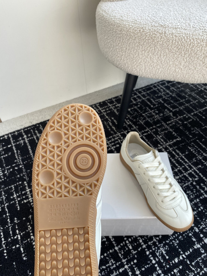 Maison M0rgiela Trainer (GATs)