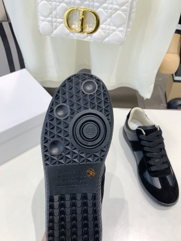 Maison M0rgiela Trainer (GATs)