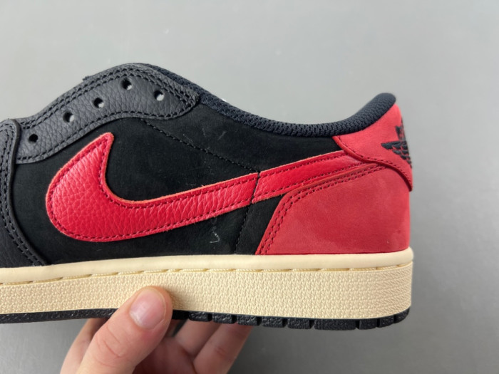 Travis Scott x Air Jordan 1 Low OG DM7866-061