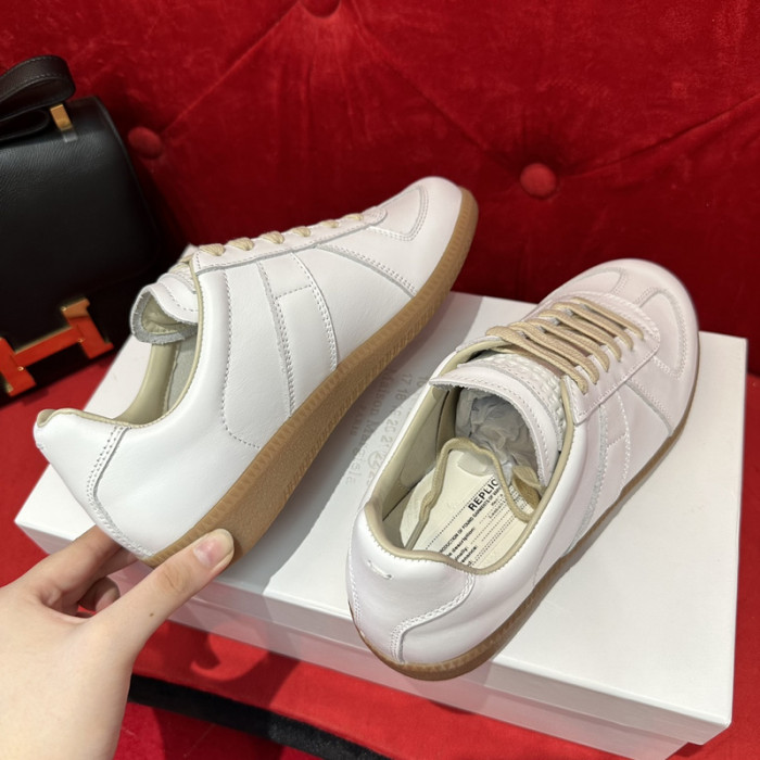 Maison M0rgiela Trainer (GATs)