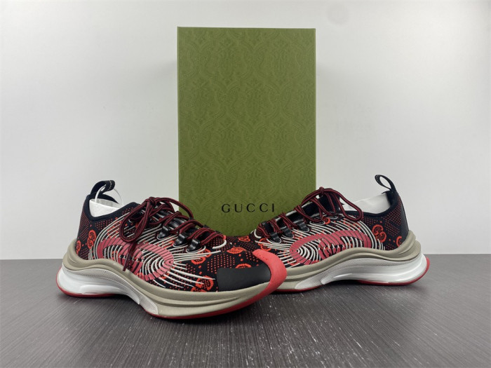 G*u*i1 run sneaker