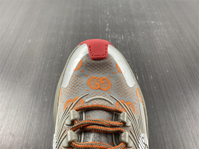 G*u*i1 run sneaker