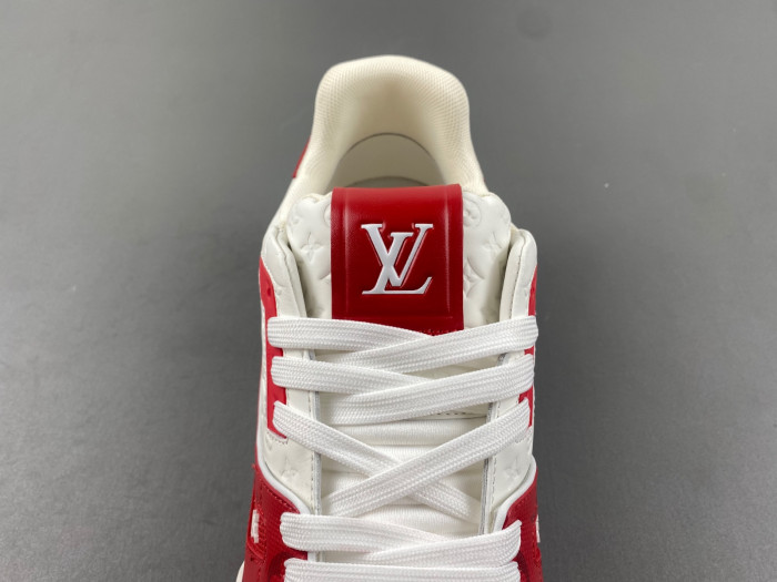 LOU1VTON trainer (EU47)