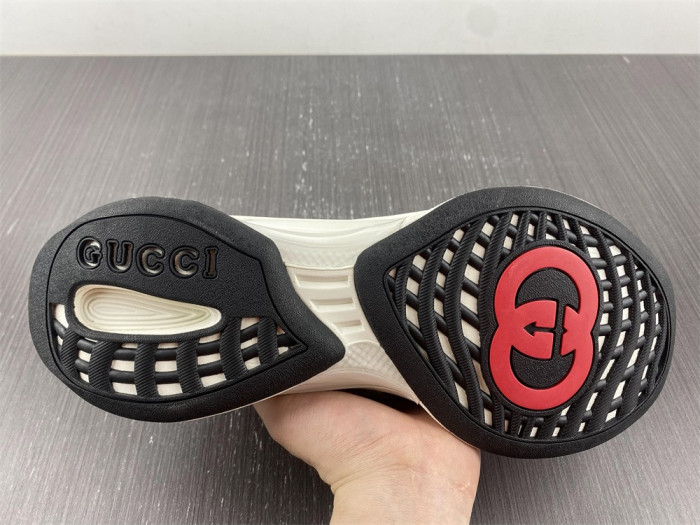 G*u*i1 run sneaker
