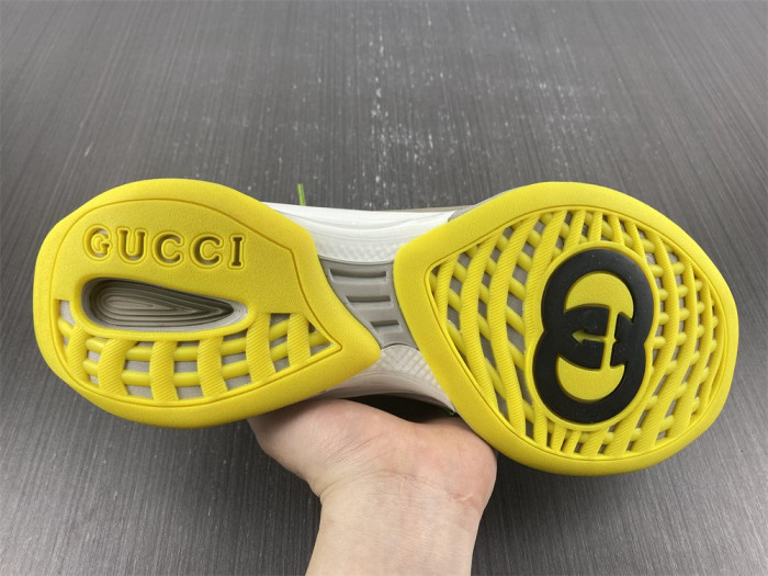 G*u*i1 run sneaker