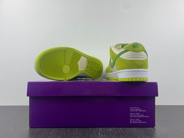 nike sb dunk low green apple dm0807-300