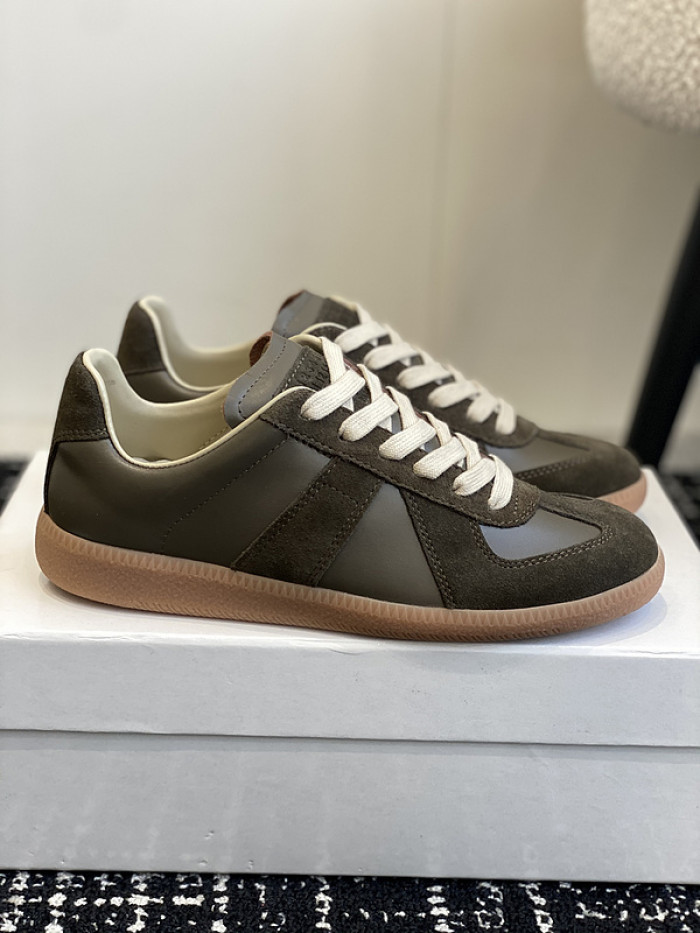 Maison M0rgiela Trainer (GATs)