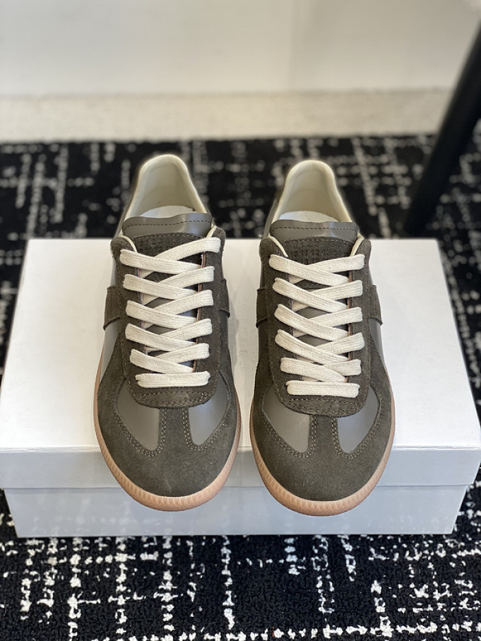 Maison M0rgiela Trainer (GATs)