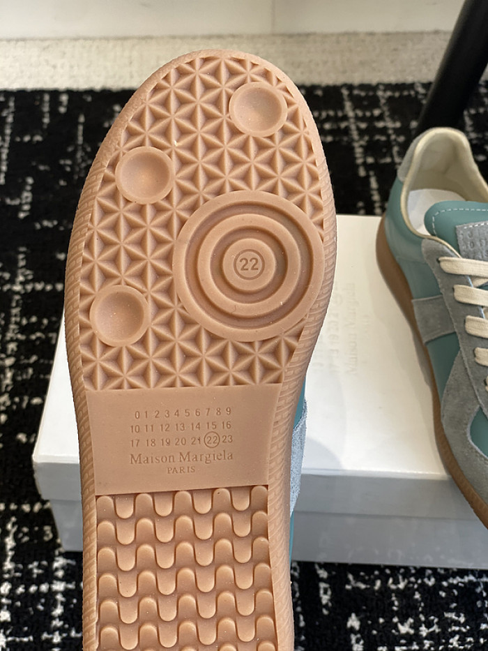 Maison M0rgiela Trainer (GATs)