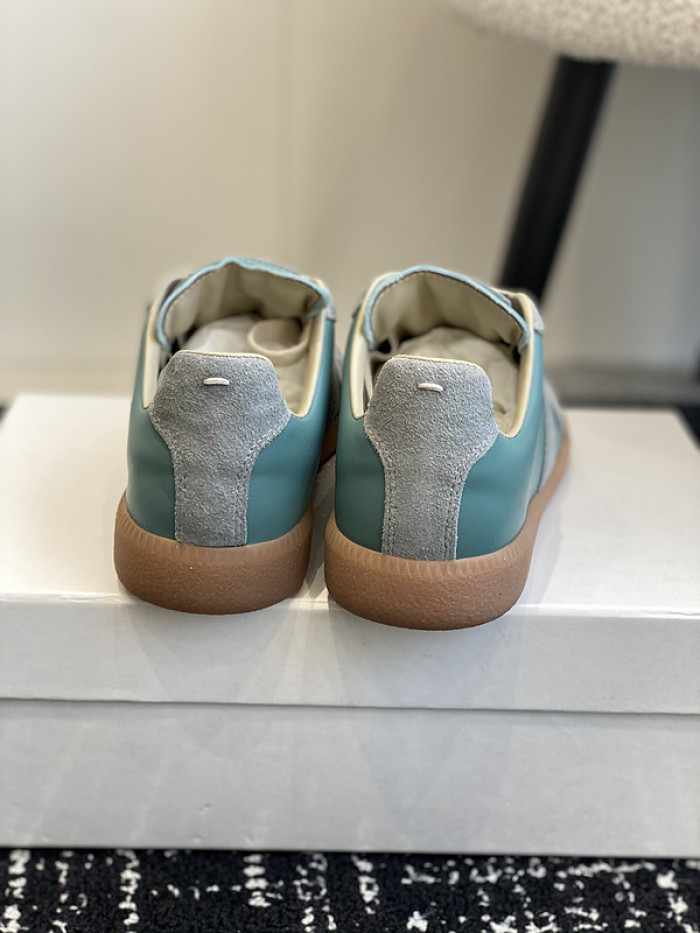 Maison M0rgiela Trainer (GATs)