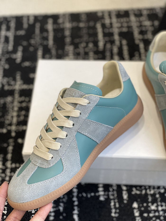 Maison M0rgiela Trainer (GATs)