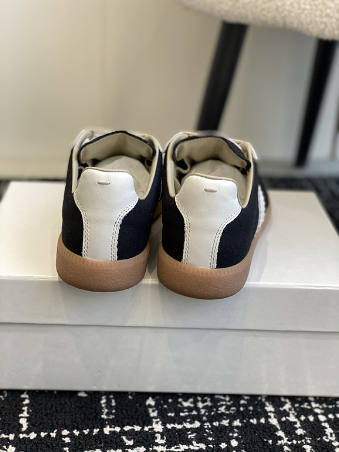 Maison M0rgiela Trainer (GATs)