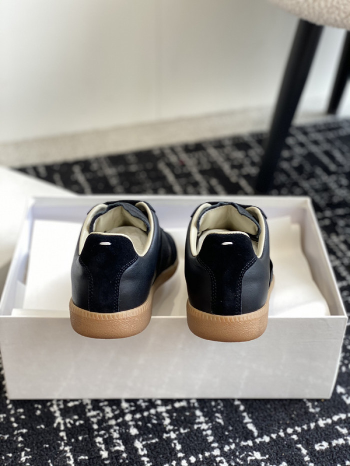 Maison M0rgiela Trainer (GATs)
