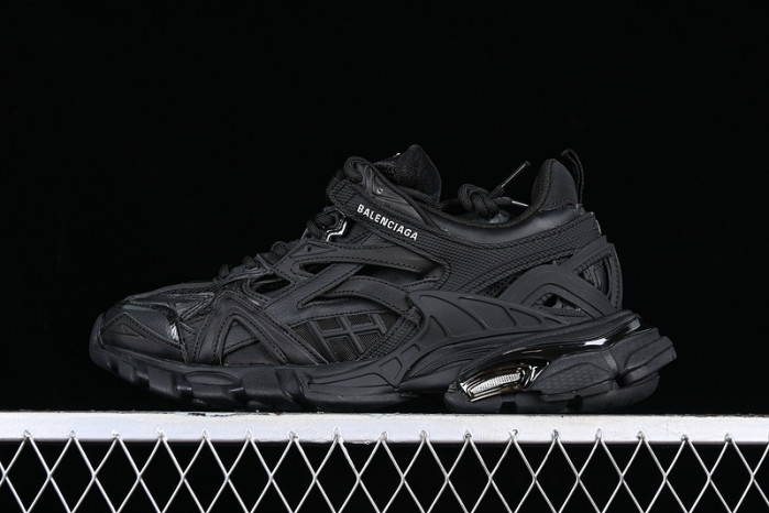 Maison M0rgiela Trainer (GATs)